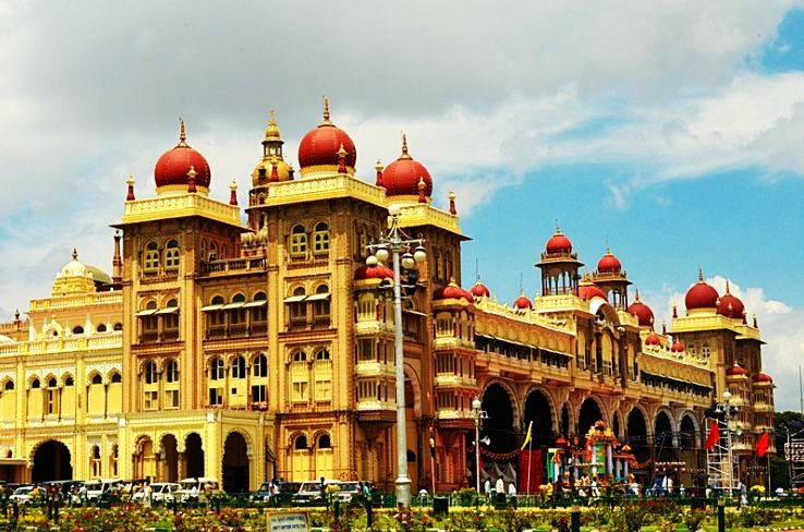 6. Mysore Maharajahs Palace (Amba Vilas)